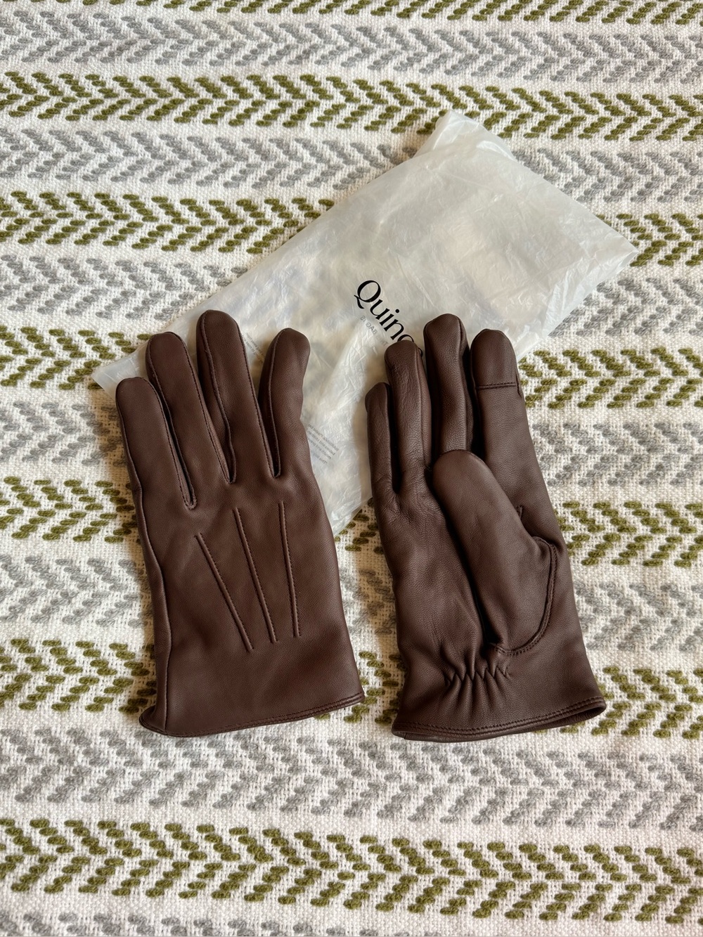 Quince Brown Leather Cashmere Gloves
